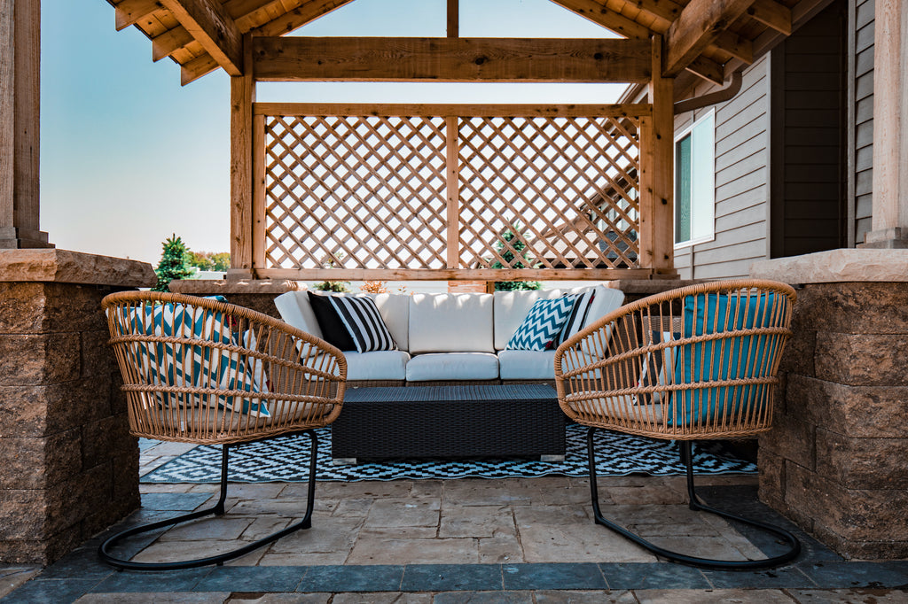 Choosing Flooring for Your Outdoor Space - The Summerset Outdoor Kitchen Planning Series