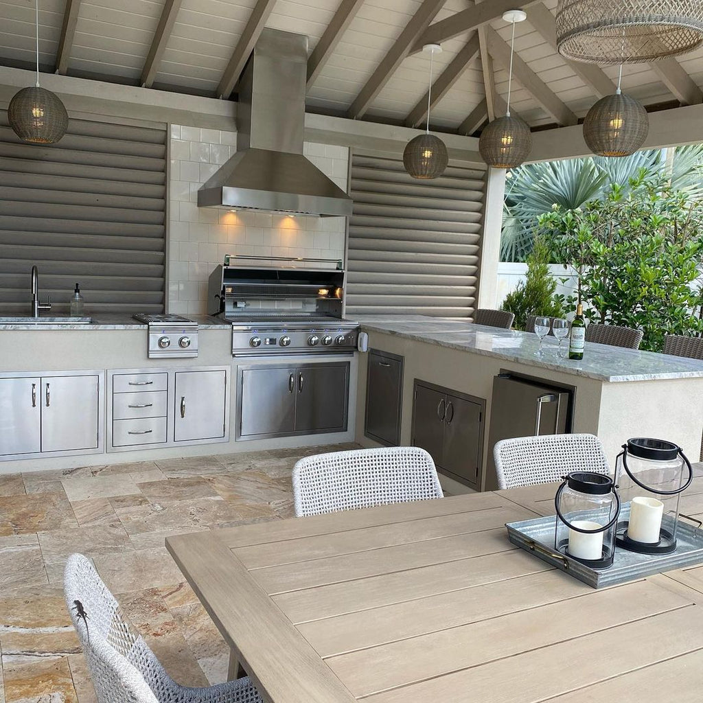 Enjoy Long Days by the Pool with this Beautiful, High-End Outdoor Kitchen