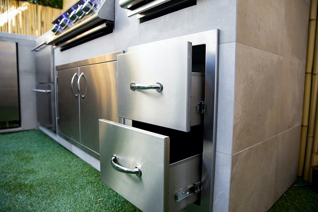 Filling Out Your Kitchen with the Right Components - The Summerset Outdoor Kitchen Planning Series