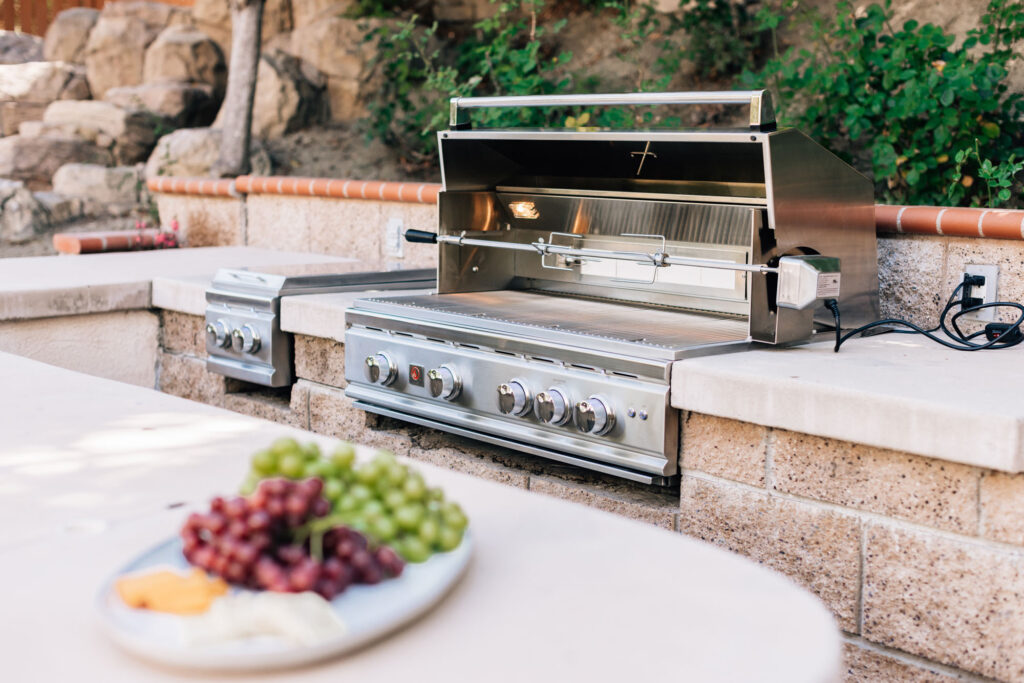 Build for the Way You Live: Top Additions to an Outdoor Kitchen