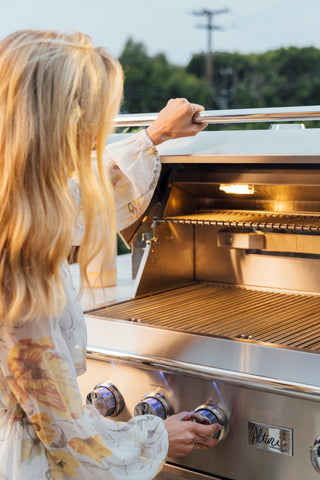 Give plenty of time for the grill to preheat for the perfect sear!