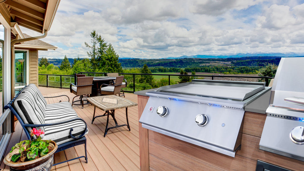 Upgrade your outdoor kitchen with the Gas Griddle or Griddle Pro Series