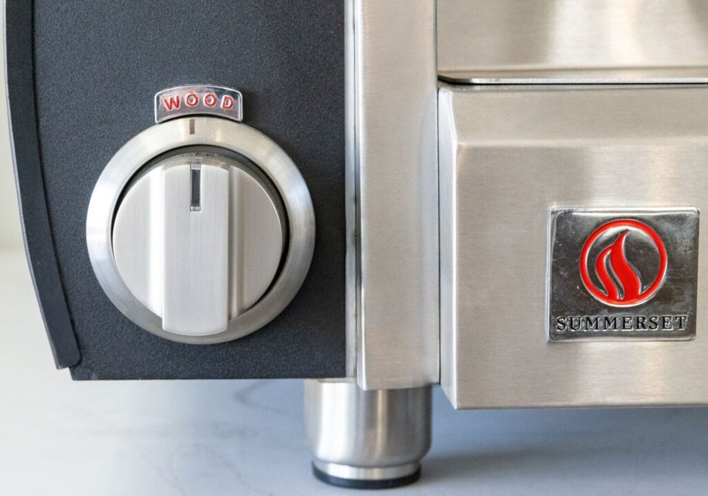 What Sets a Premium Outdoor Pizza Oven Apart