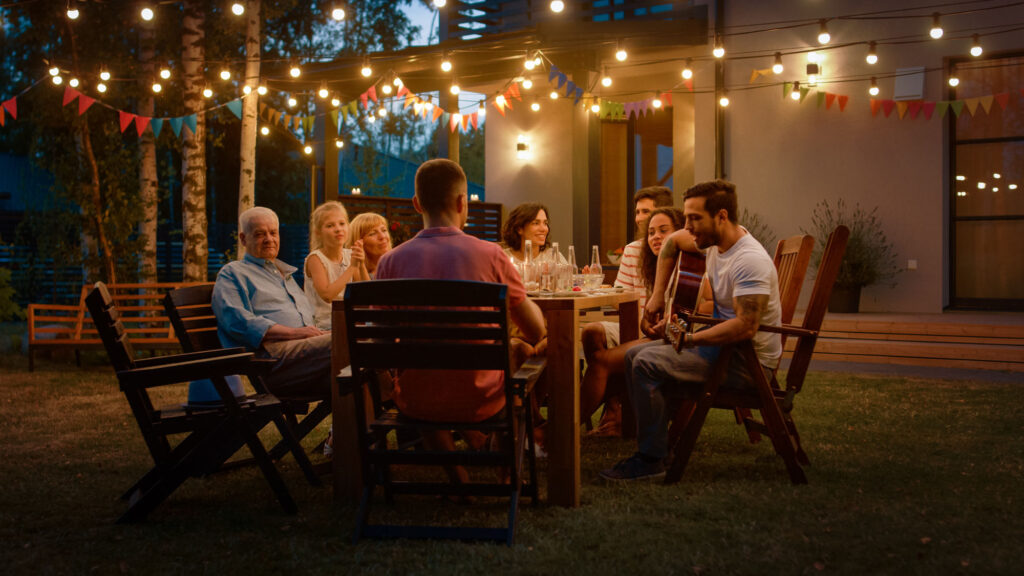 Outdoor Hosting Ideas That Expand the Menu